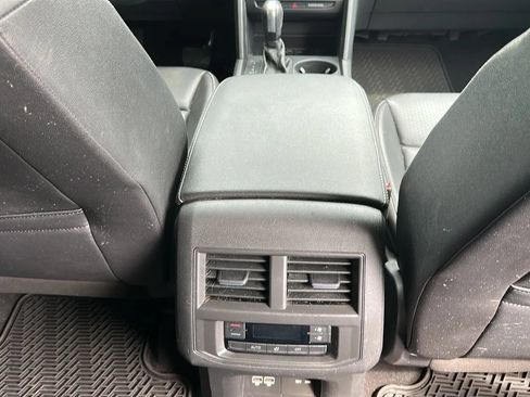 Used 2021 Volkswagen Atlas SE FWD image 30
