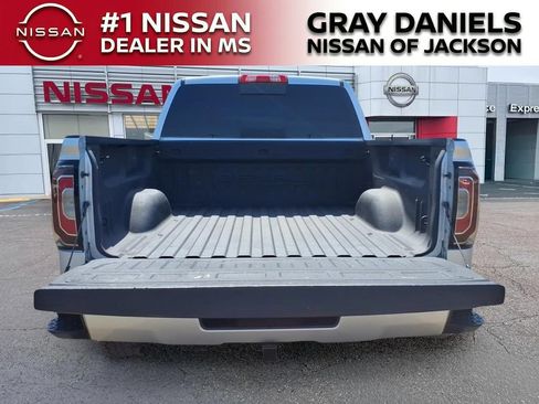 Used 2018 GMC Sierra 1500 Denali w/ Denali Ultimate Package AWD/4WD image 9