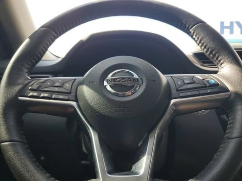 Used 2019 Nissan Rogue SL FWD image 24