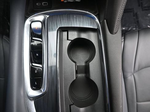 Used 2023 Buick Enclave Essence AWD/4WD image 22