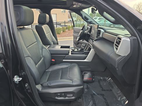 Used 2023 Toyota Tundra Platinum w/ Advanced Package image 10