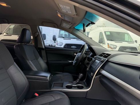 Used 2017 Toyota Camry LE image 15