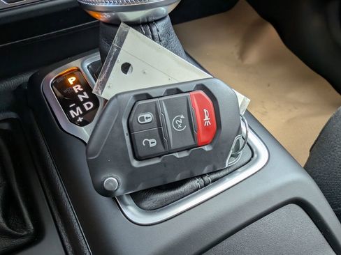 New 2026 Jeep Gladiator Rubicon w/ Steel Power Dome Hood Package image 20