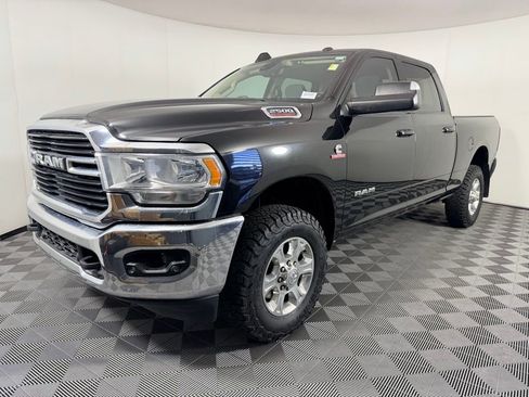 Used 2020 RAM 2500 Big Horn w/ Level 1 Equipment Group image 9