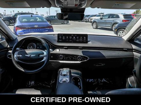 Used 2025 Genesis GV70 2.5T AWD/4WD image 13