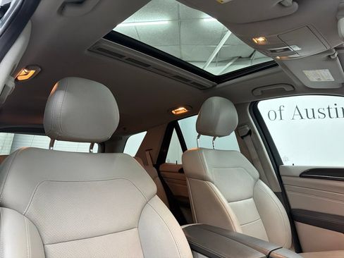 Used 2015 Mercedes-Benz ML 350 2WD image 29