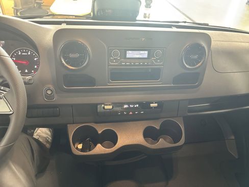 New 2025 Mercedes-Benz Sprinter 2500 image 14