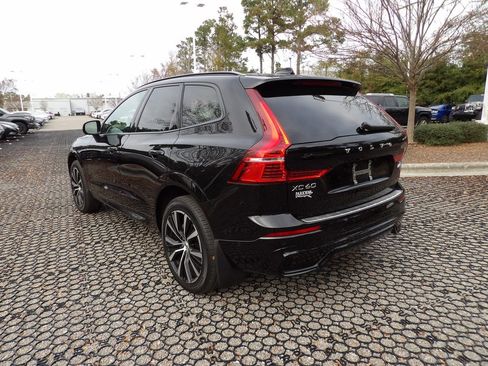 Certified 2024 Volvo XC60 B5 Plus w/ Climate Package image 9