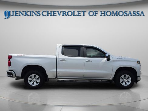 Used 2021 Chevrolet Silverado 1500 LT w/ Bed Protection Package AWD/4WD image 2
