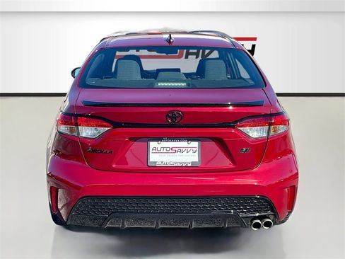 Used 2022 Toyota Corolla SE image 6