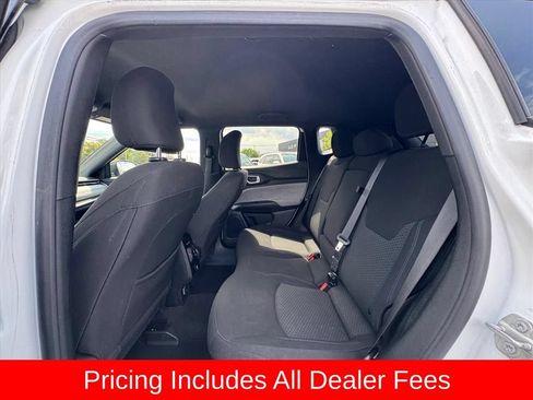 Used 2025 Jeep Compass Sport AWD/4WD image 11