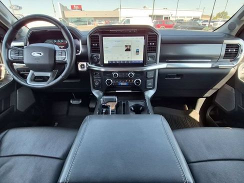 Used 2022 Ford F150 Lariat w/ Equipment Group 502A High AWD/4WD image 16