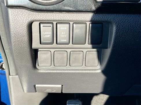 Certified 2021 Nissan Titan SV w/ SV Convenience Package image 8