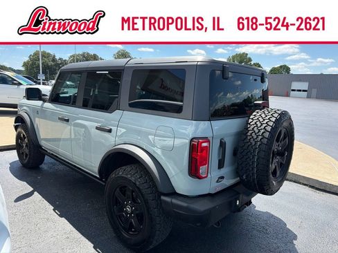 Used 2024 Ford Bronco Black Diamond AWD/4WD image 3
