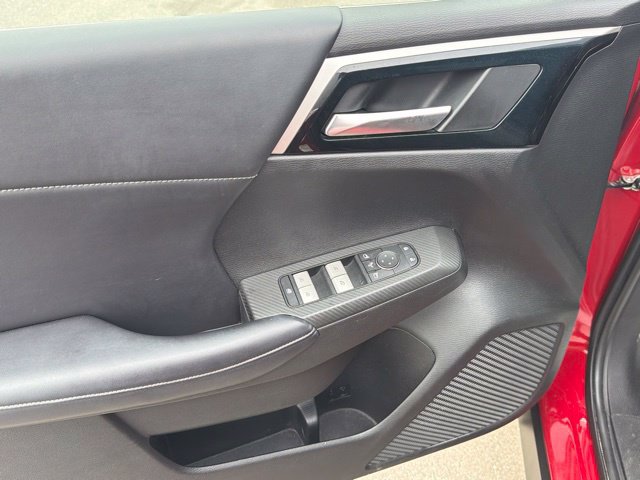 Used 2023 Mitsubishi Outlander SE Black Edition FWD image 21
