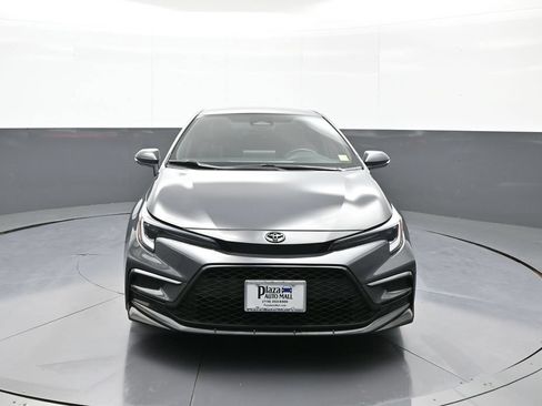 Certified 2025 Toyota Corolla SE FWD image 2