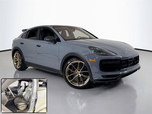 Used 2023 Porsche Cayenne Turbo GT AWD/4WD image 2