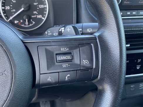 Certified 2023 Nissan Rogue S image 33