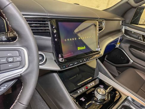 New 2026 Jeep Grand Wagoneer L Limited image 33