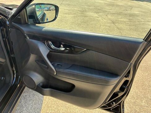 Used 2018 Nissan Rogue SL AWD/4WD image 24