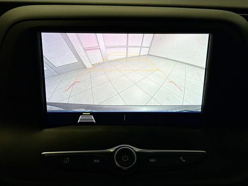 Used 2020 Chevrolet Camaro LT RWD image 13