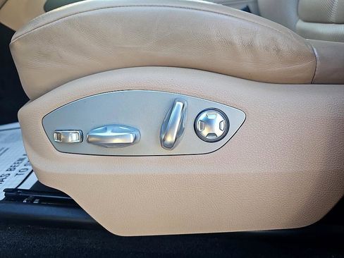 Used 2021 Porsche Macan image 14