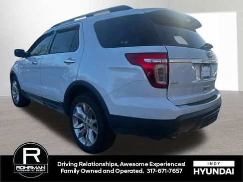 Used 2015 Ford Explorer XLT w/ Equipment Group 202A image 9