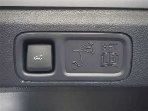 New 2024 Ford Expedition Max XLT image 15