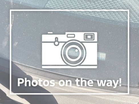 Used 2025 Toyota Corolla LE FWD image 2