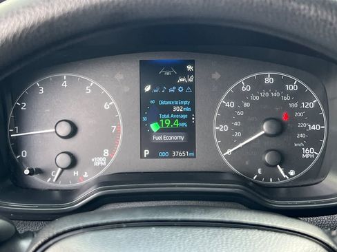 Used 2023 Toyota Corolla LE w/ Carpet Mat Package (TMS) image 29