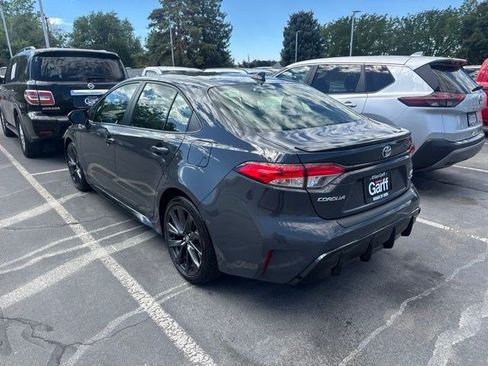 Used 2025 Toyota Corolla SE w/ Convenience Package FWD image 7
