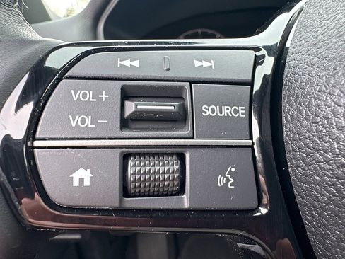 Used 2025 Honda Civic Sport image 17