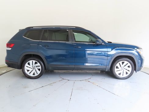 Used 2021 Volkswagen Atlas SE FWD image 2