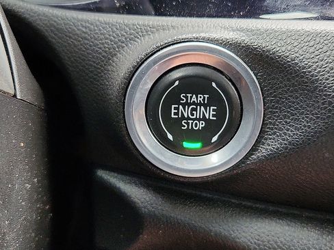 Used 2021 Buick Encore GX Select w/ Sport Touring Package FWD image 9