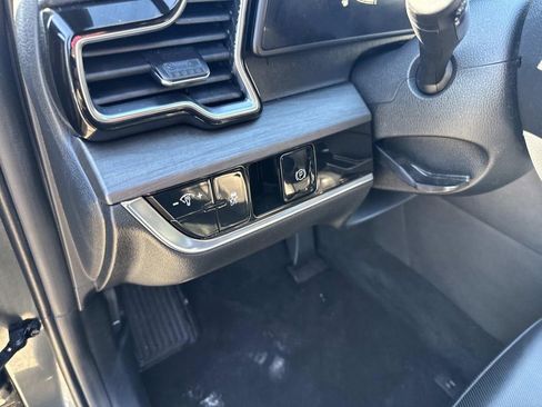 Used 2023 Kia Sportage X-Line image 21