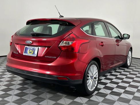 Used 2013 Ford Focus Titanium FWD image 12