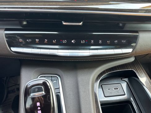 Certified 2022 Cadillac Escalade Sport w/ Touring Package AWD/4WD image 4