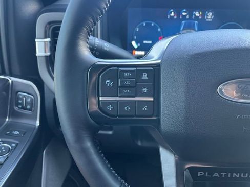 Used 2026 Ford F250 Platinum w/ Tremor Off-Road Package image 18