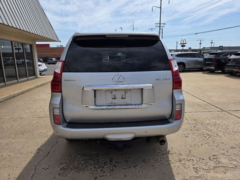 Used 2013 Lexus GX 460 w/ Comfort Plus Pkg AWD/4WD image 7