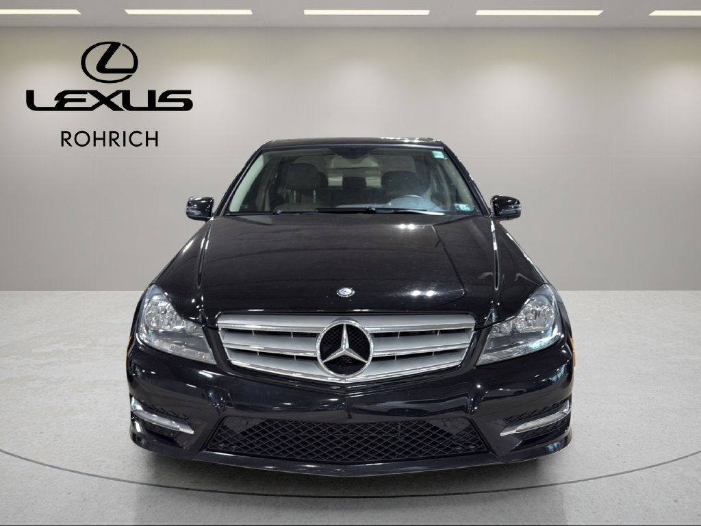 Used 2012 Mercedes-Benz C 300 4MATIC Sedan image 2