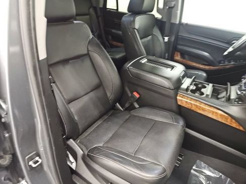 Used 2020 Chevrolet Tahoe Premier w/ Max Trailering Package AWD/4WD image 40