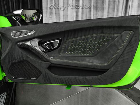 Used 2018 Lamborghini Huracan Performante image 26