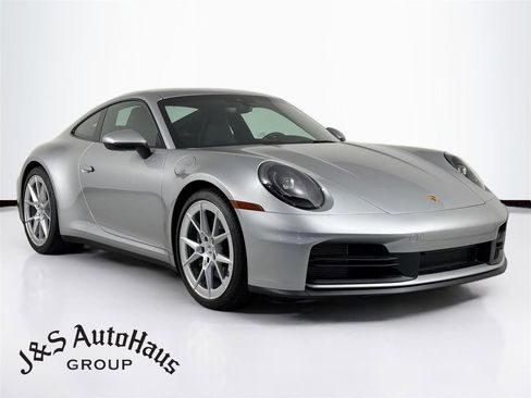Used 2025 Porsche 911 Carrera RWD image 1