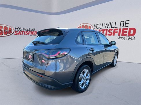 Used 2024 Honda HR-V LX image 4