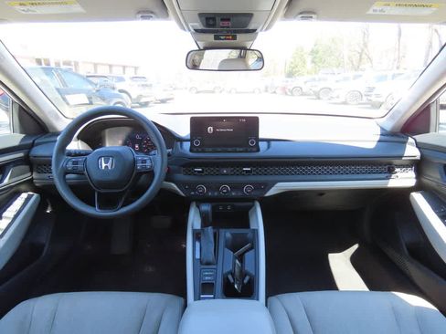 Used 2023 Honda Accord EX image 16