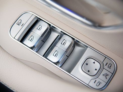 Certified 2025 Mercedes-Benz GLE 350 4MATIC image 23