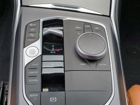 New 2025 BMW 230i Coupe w/ Convenience Package RWD image 19