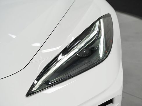 Used 2024 Chevrolet Corvette Stingray Premium Cpe w/ Stealth Interior Trim Package RWD image 14