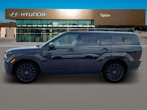 Used 2024 Hyundai Santa Fe Calligraphy image 3