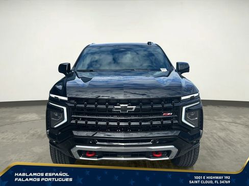 New 2026 Chevrolet Suburban Z71 w/ Comfort Package AWD/4WD image 9